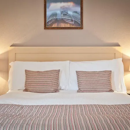 Гостевой дом The Glen 4*